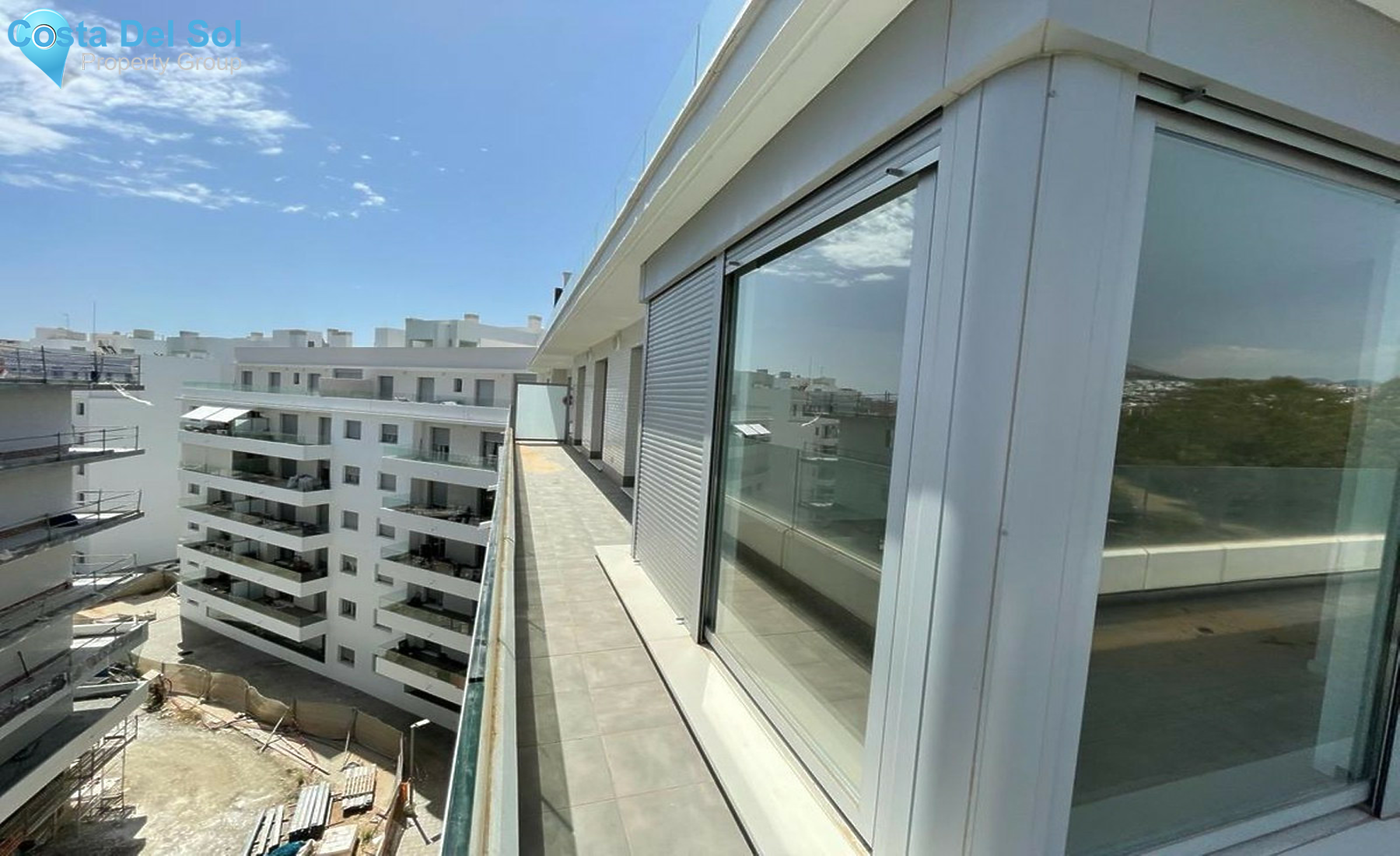 Top Floor Apartment in Nueva Andalucía-1413086