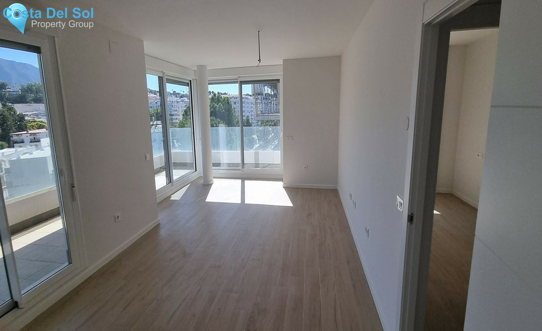 Top Floor Apartment in Nueva Andalucía-1413072