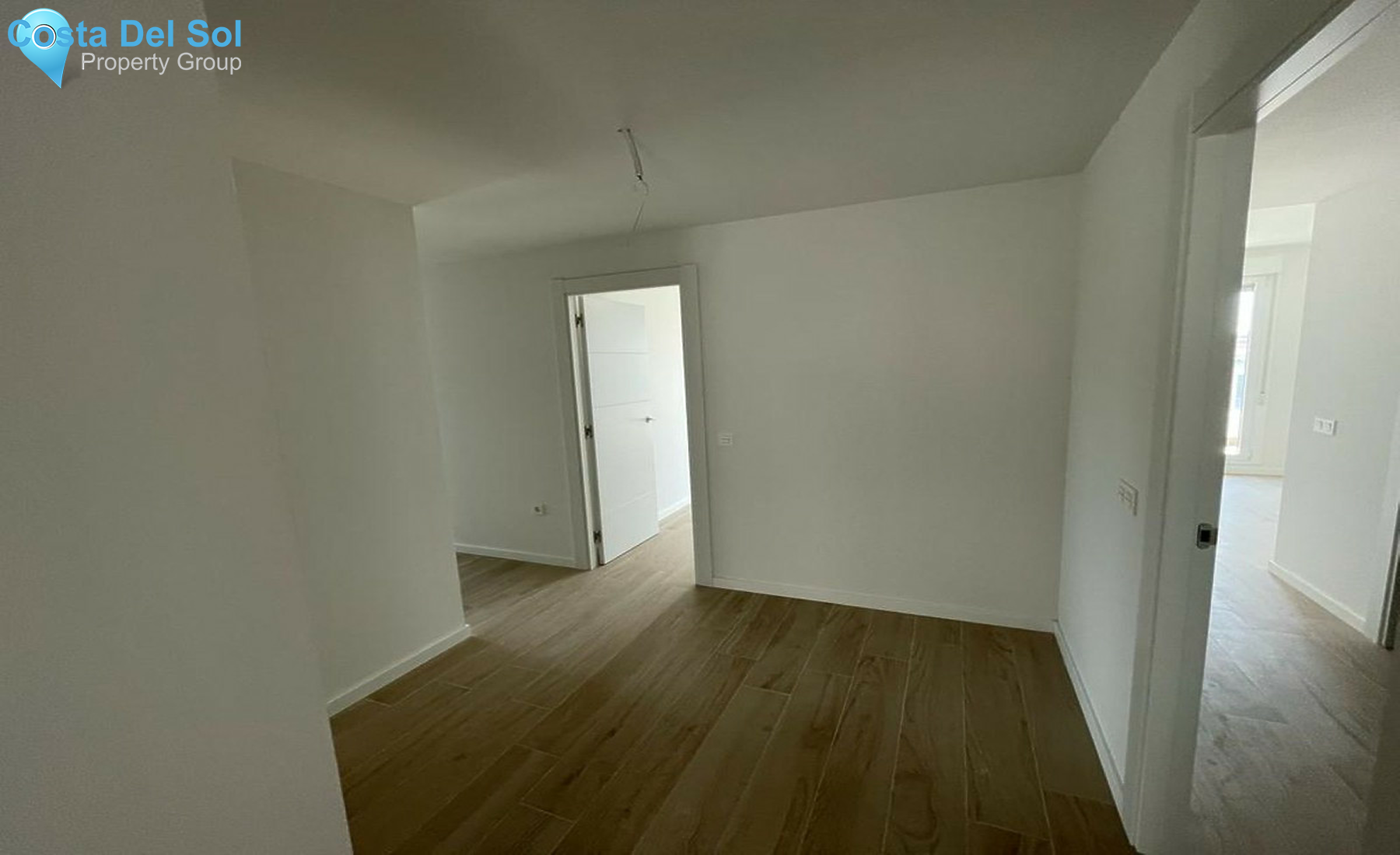 Top Floor Apartment in Nueva Andalucía-1413074