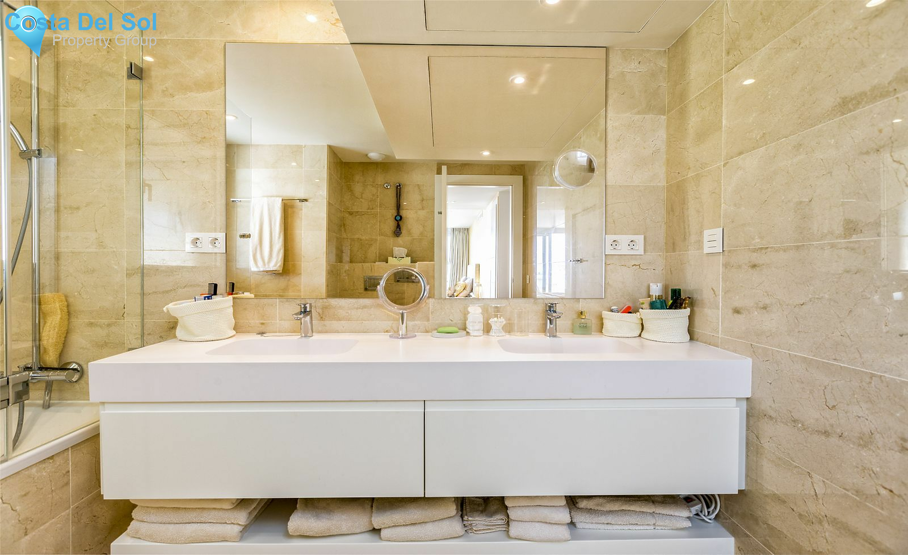 Top Floor Apartment in Nueva Andalucía-1162347