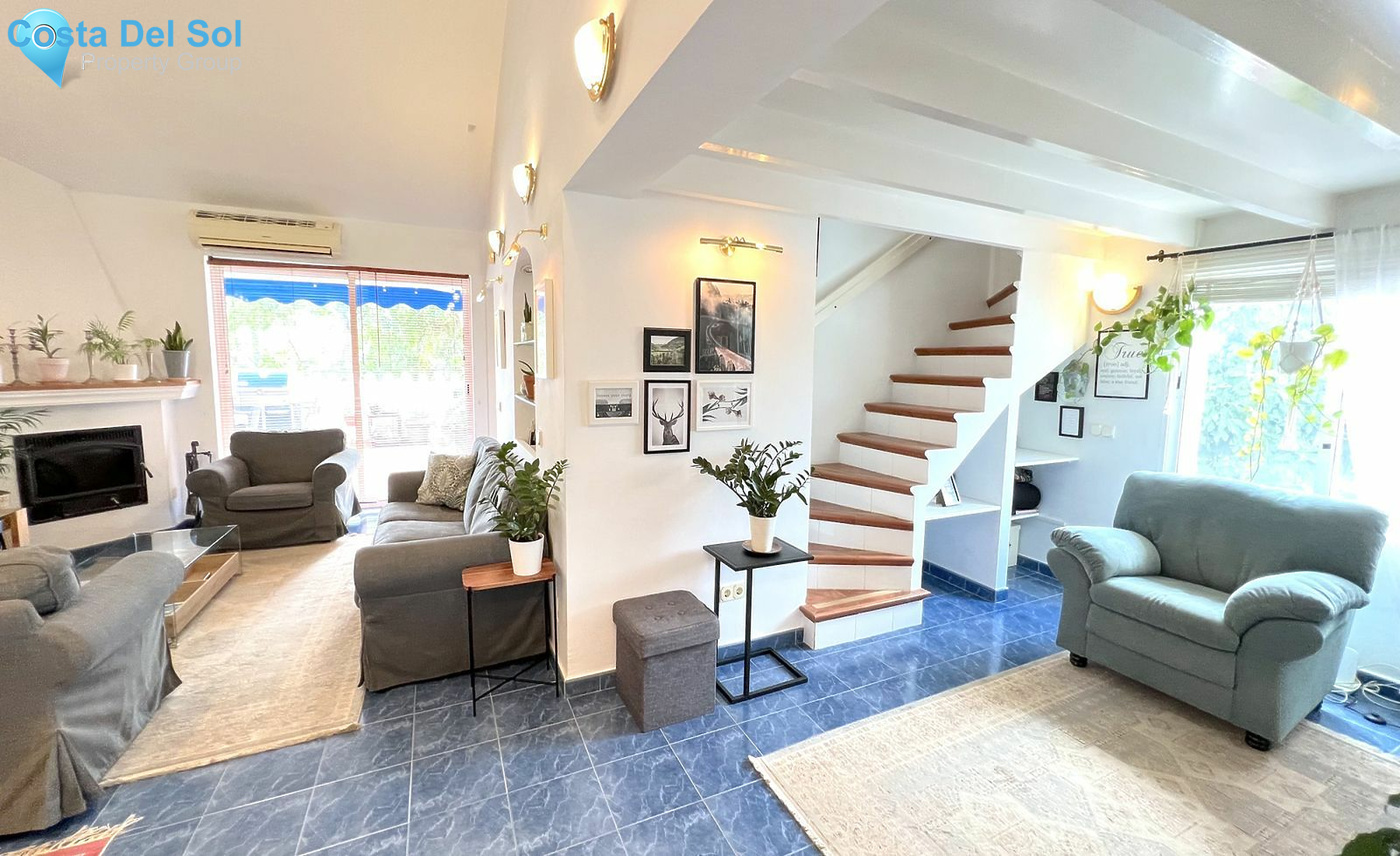 Top Floor Apartment in Nueva Andalucía-1390529