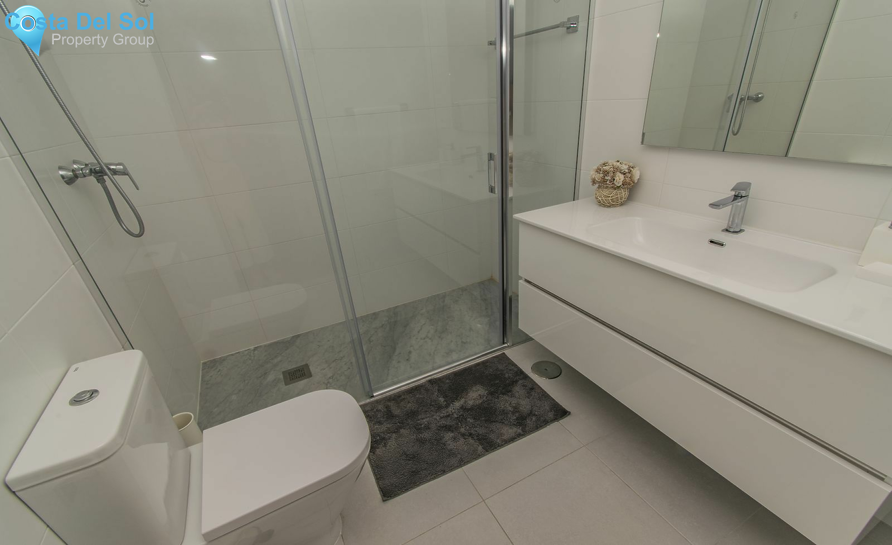 Top Floor Apartment in Nueva Andalucía-1426047
