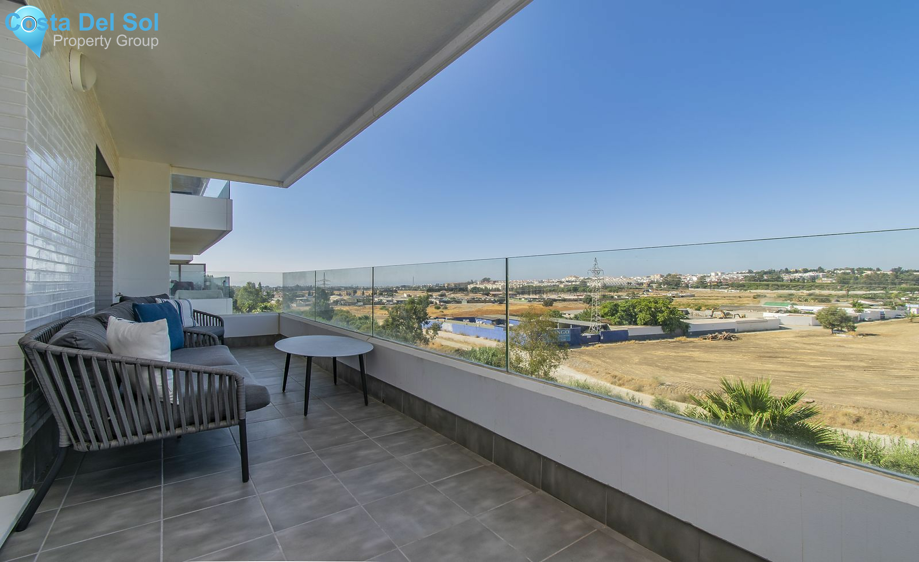 Top Floor Apartment in Nueva Andalucía-1426048