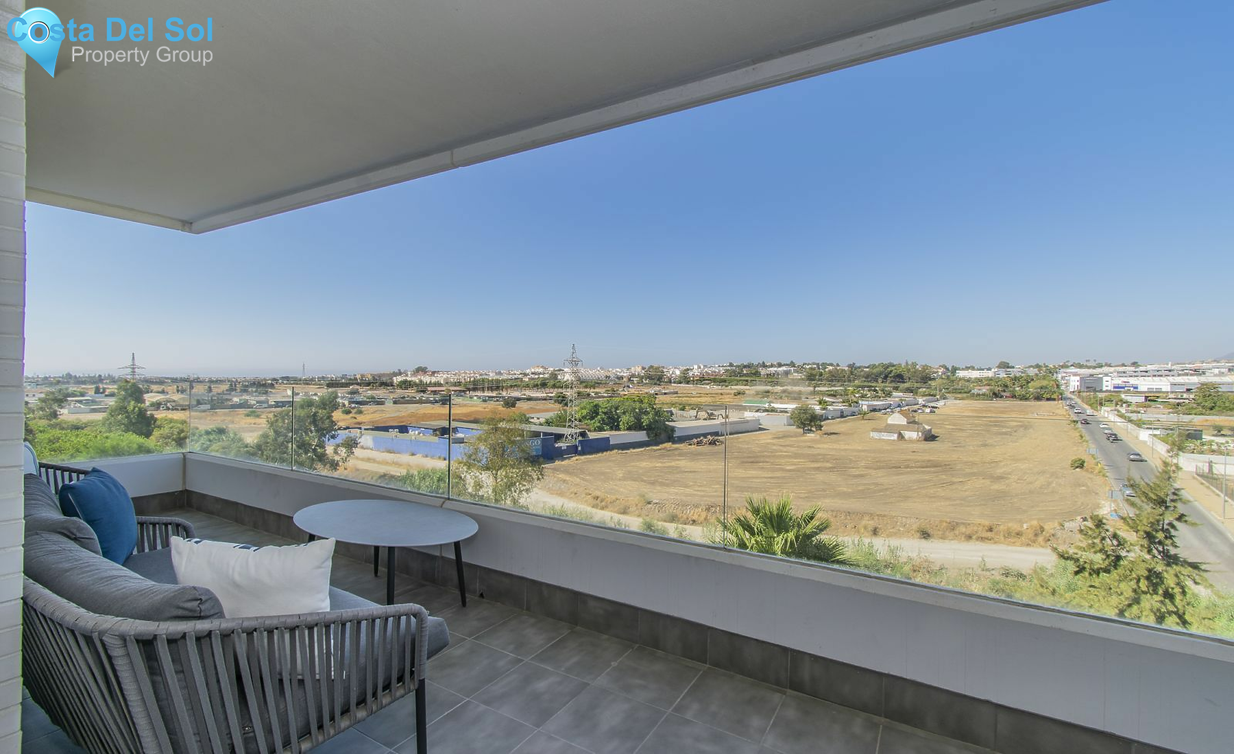 Top Floor Apartment in Nueva Andalucía-1426040