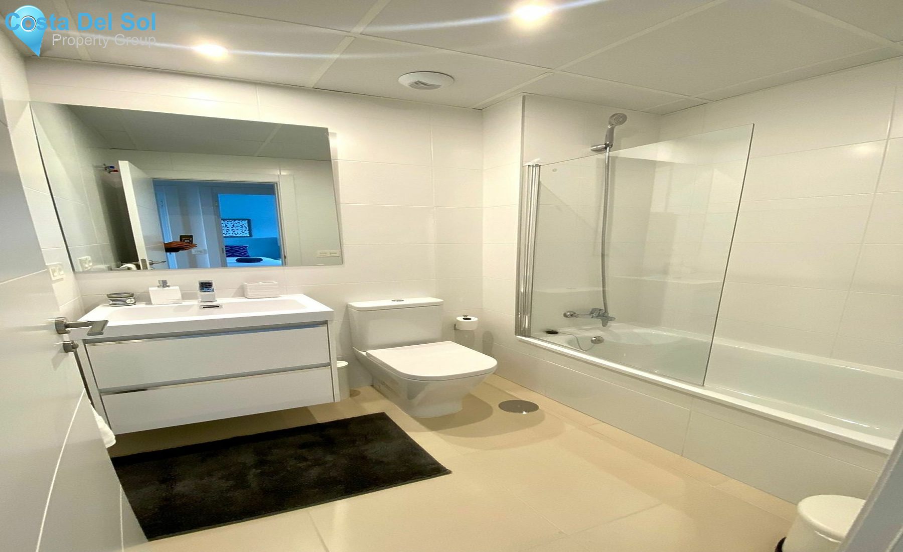 Top Floor Apartment in Nueva Andalucía-1449556
