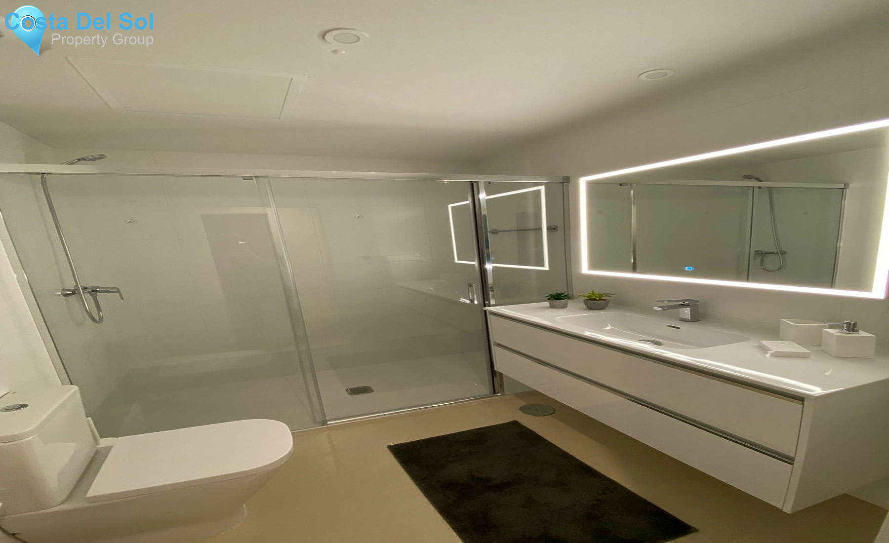 Top Floor Apartment in Nueva Andalucía-1449559