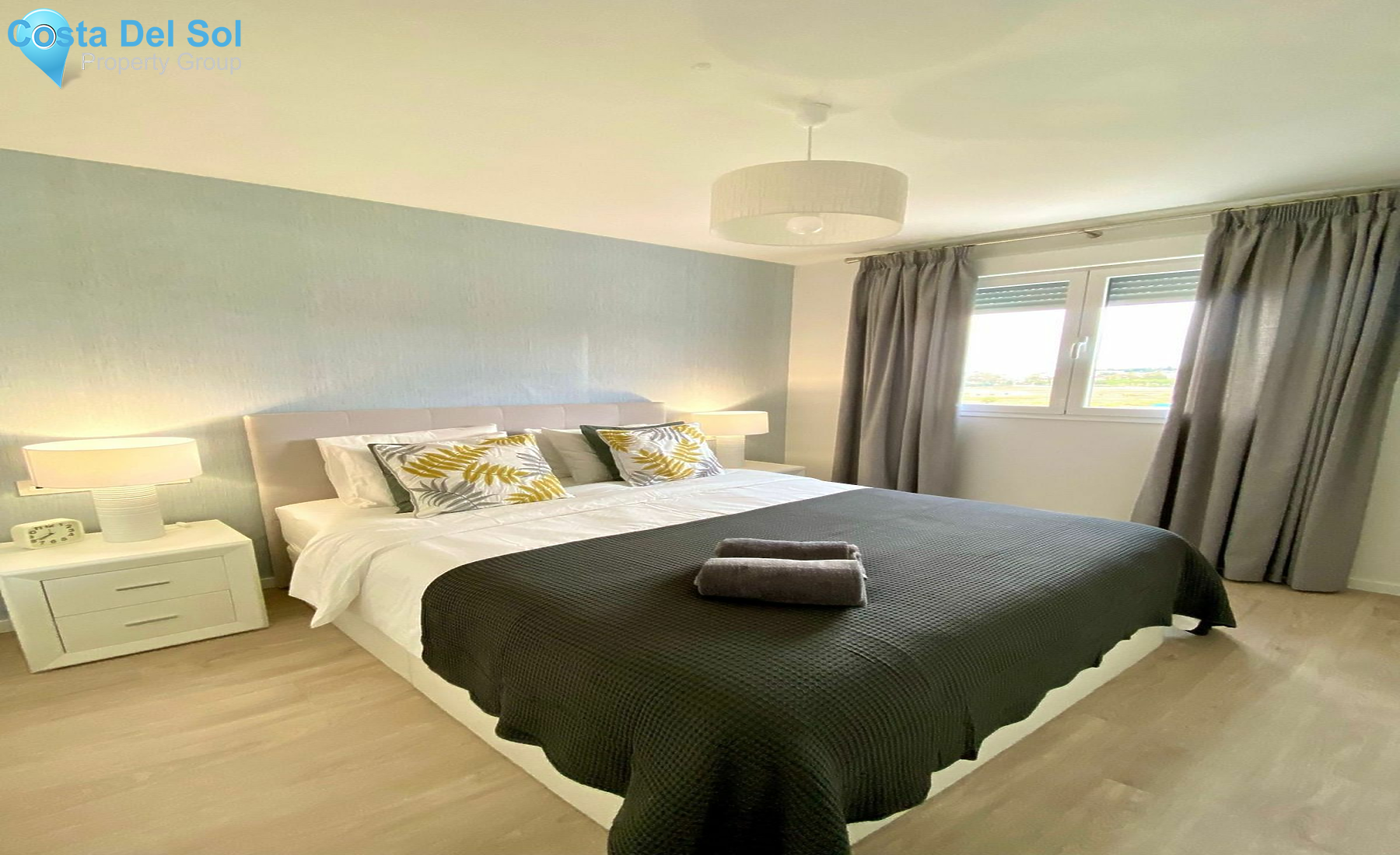 Top Floor Apartment in Nueva Andalucía-1449545