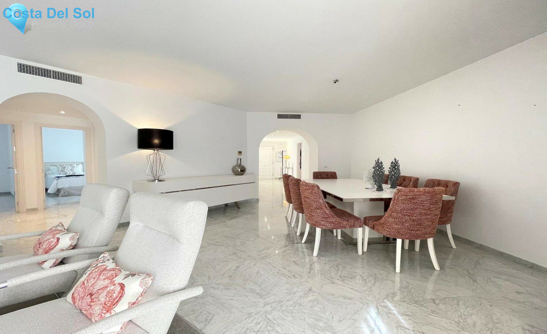 Top Floor Apartment in Puerto Banús-1294937