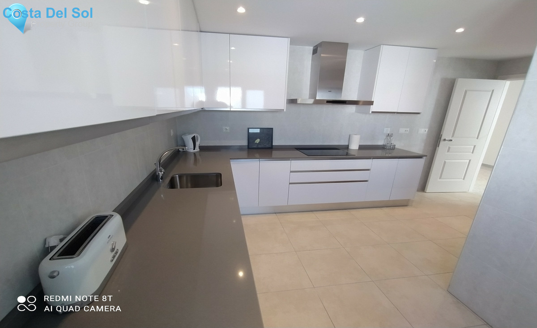 Top Floor Apartment in Puerto Banús-1294927