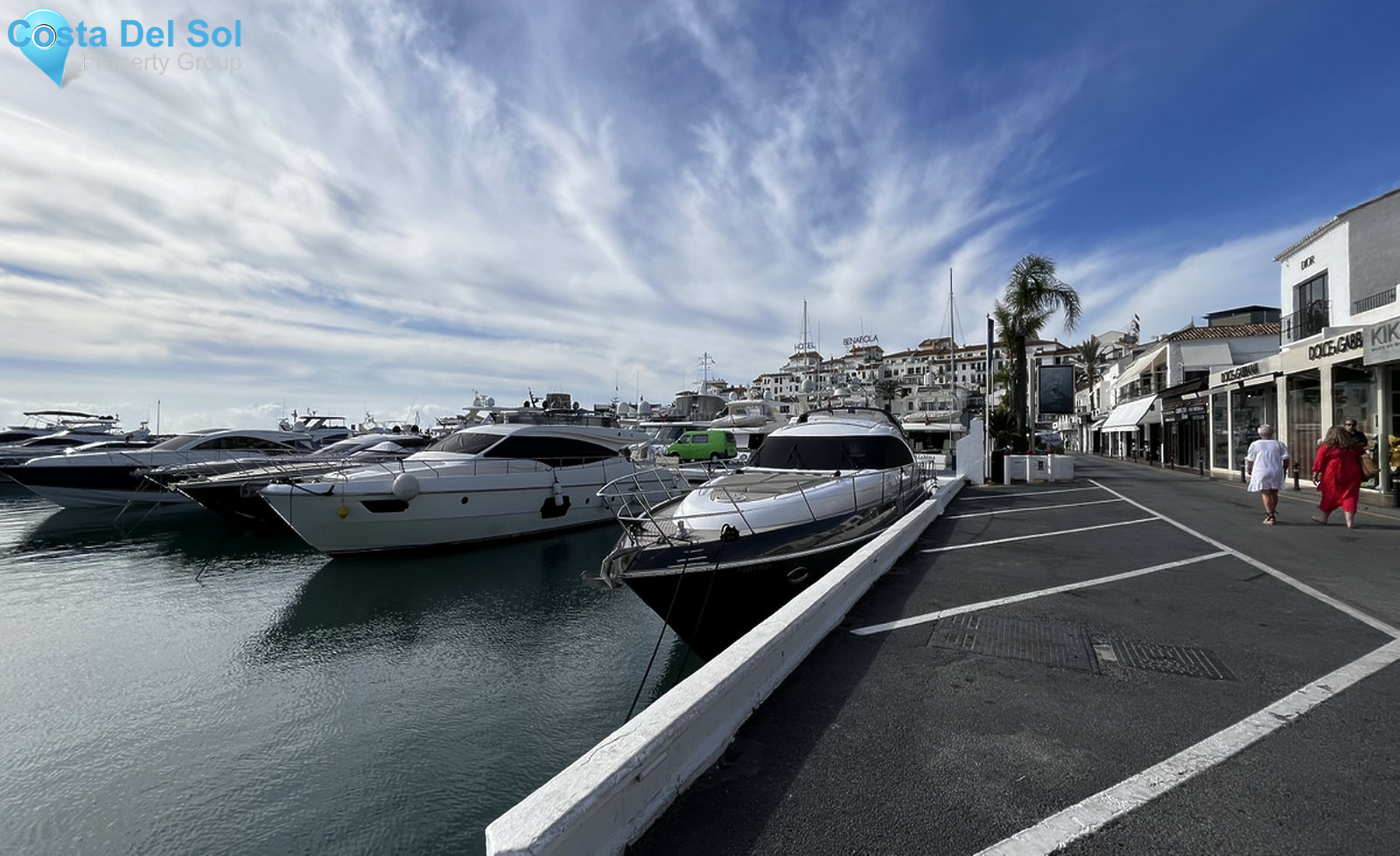 Top Floor Apartment in Puerto Banús