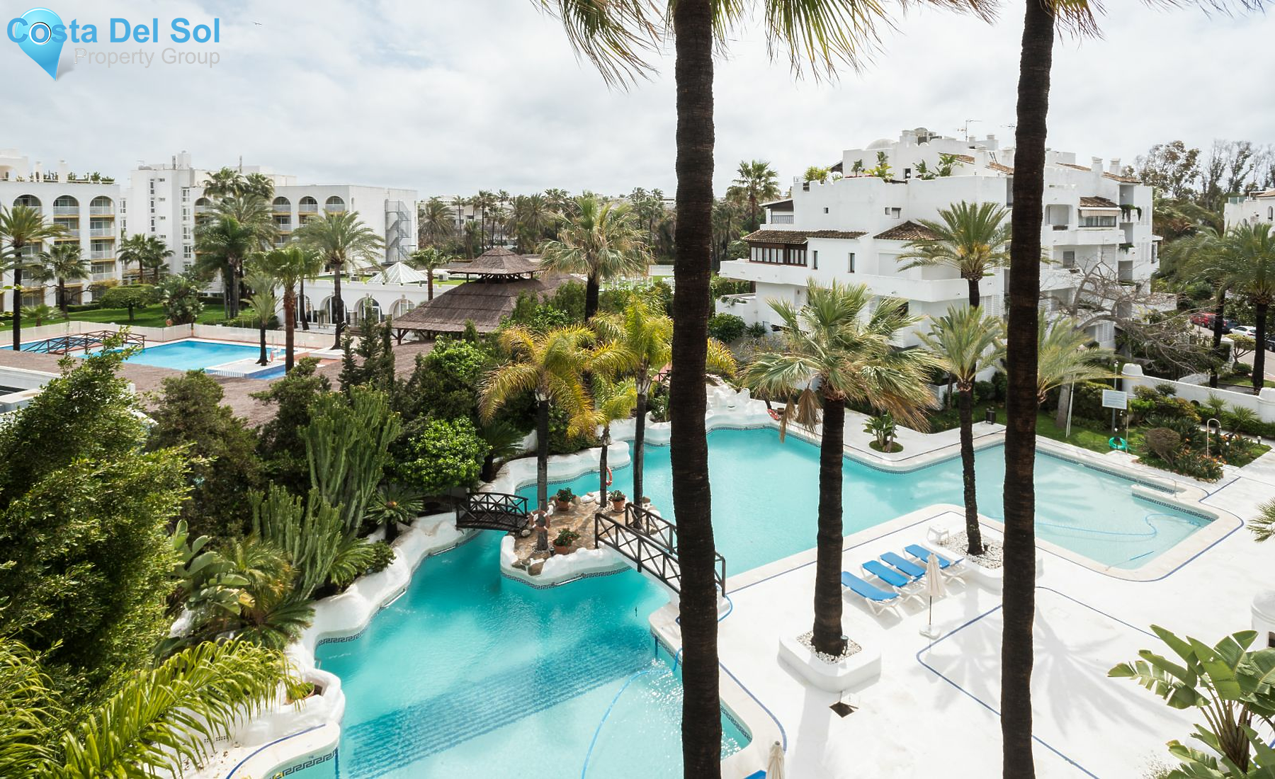 Top Floor Apartment in Puerto Banús