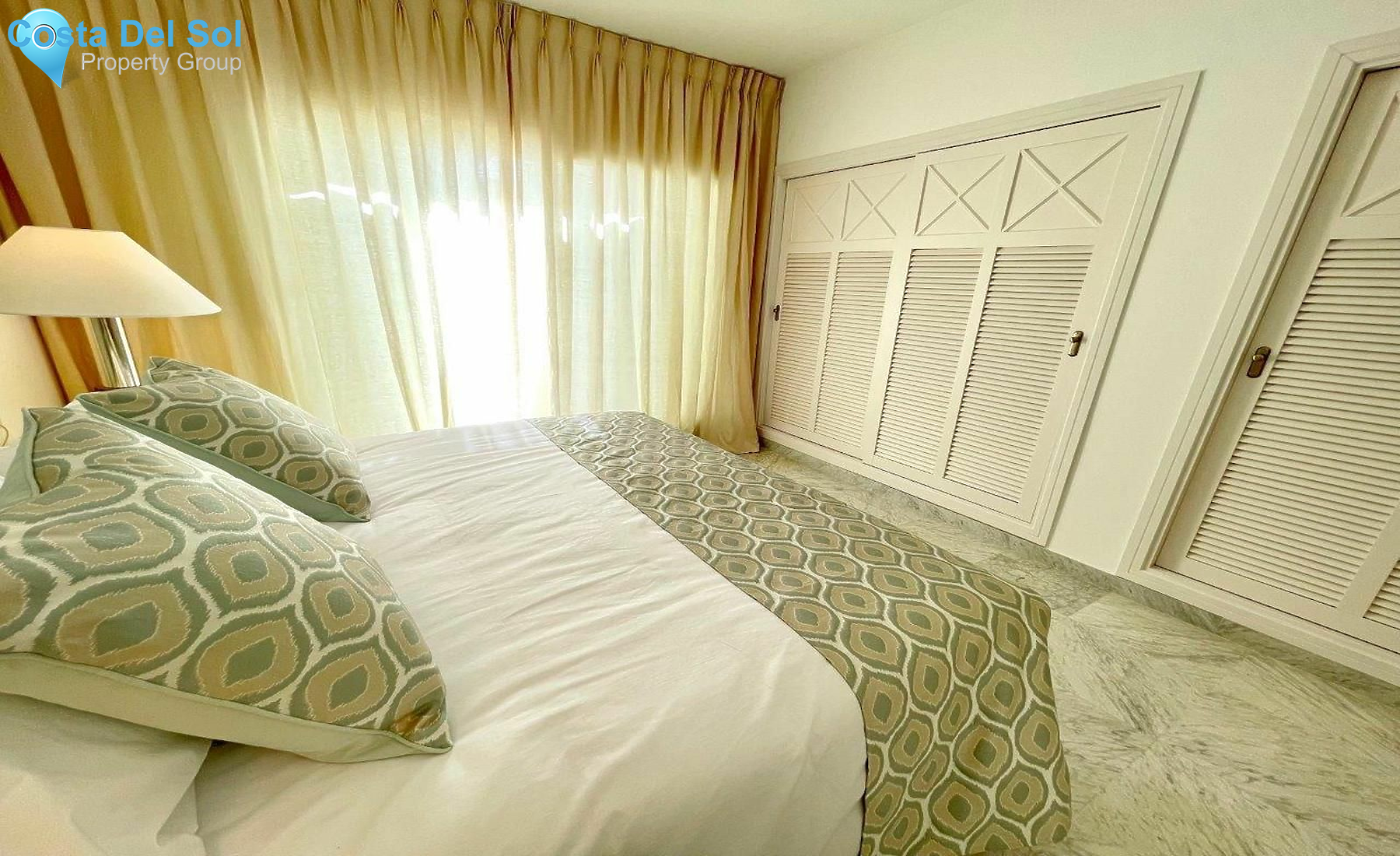 Top Floor Apartment in Puerto Banús-1394236