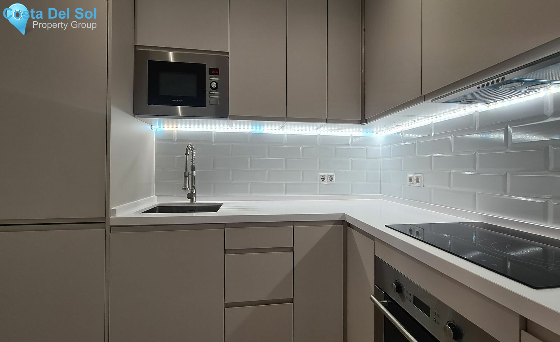 Top Floor Apartment in Riviera del Sol-1464869