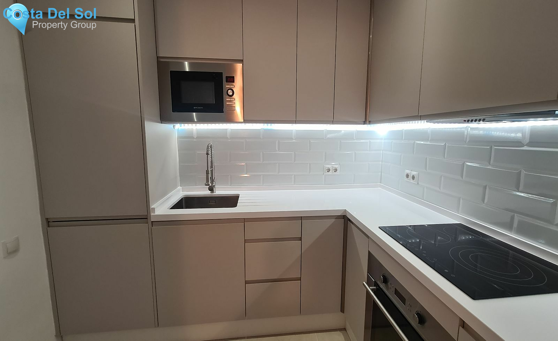 Top Floor Apartment in Riviera del Sol-1464874