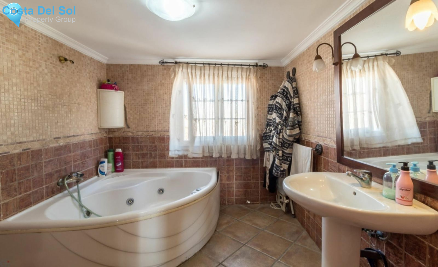 Top Floor Apartment in San Luis de Sabinillas-1513849