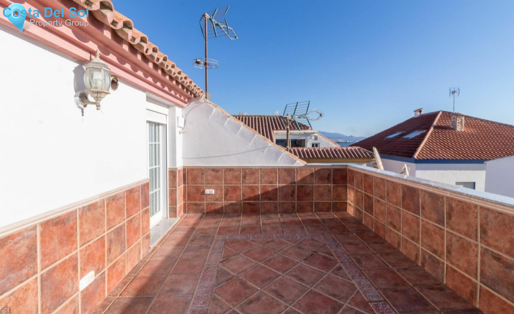 Top Floor Apartment in San Luis de Sabinillas-1513833