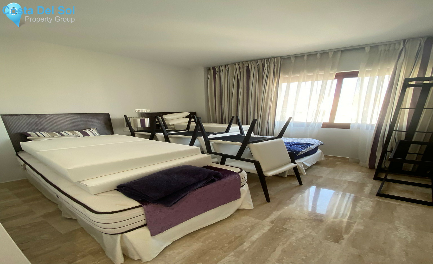 Top Floor Apartment in San Pedro de Alcántara-1327797