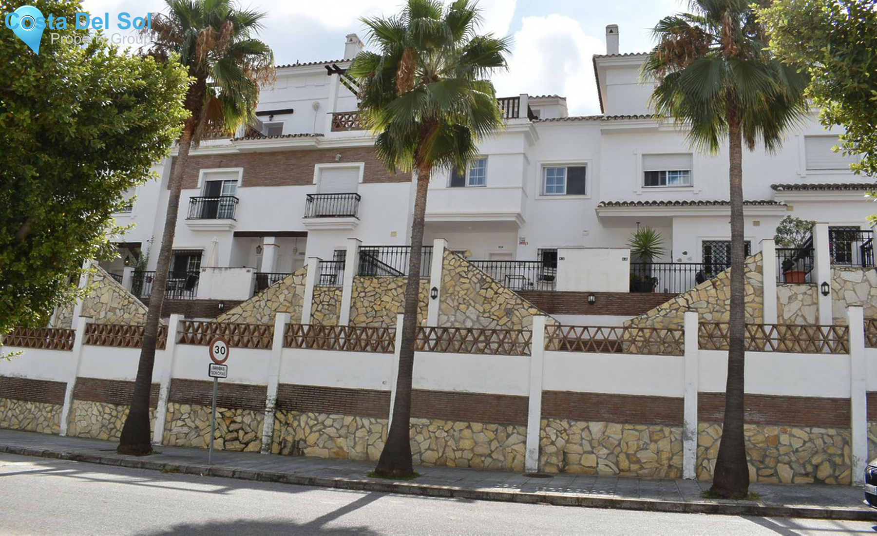 Townhouse in Alhaurín de la Torre-719950