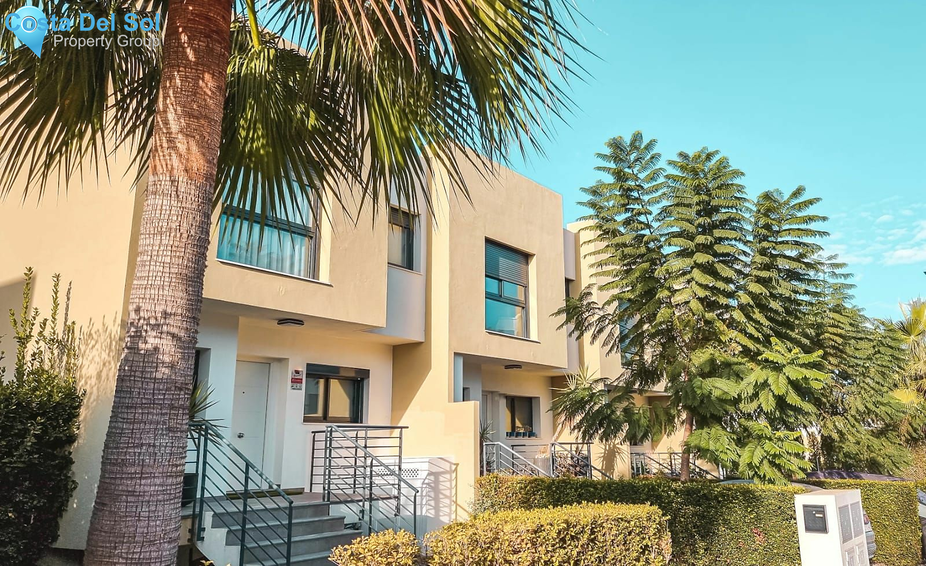 Townhouse in Alhaurín de la Torre-1530733