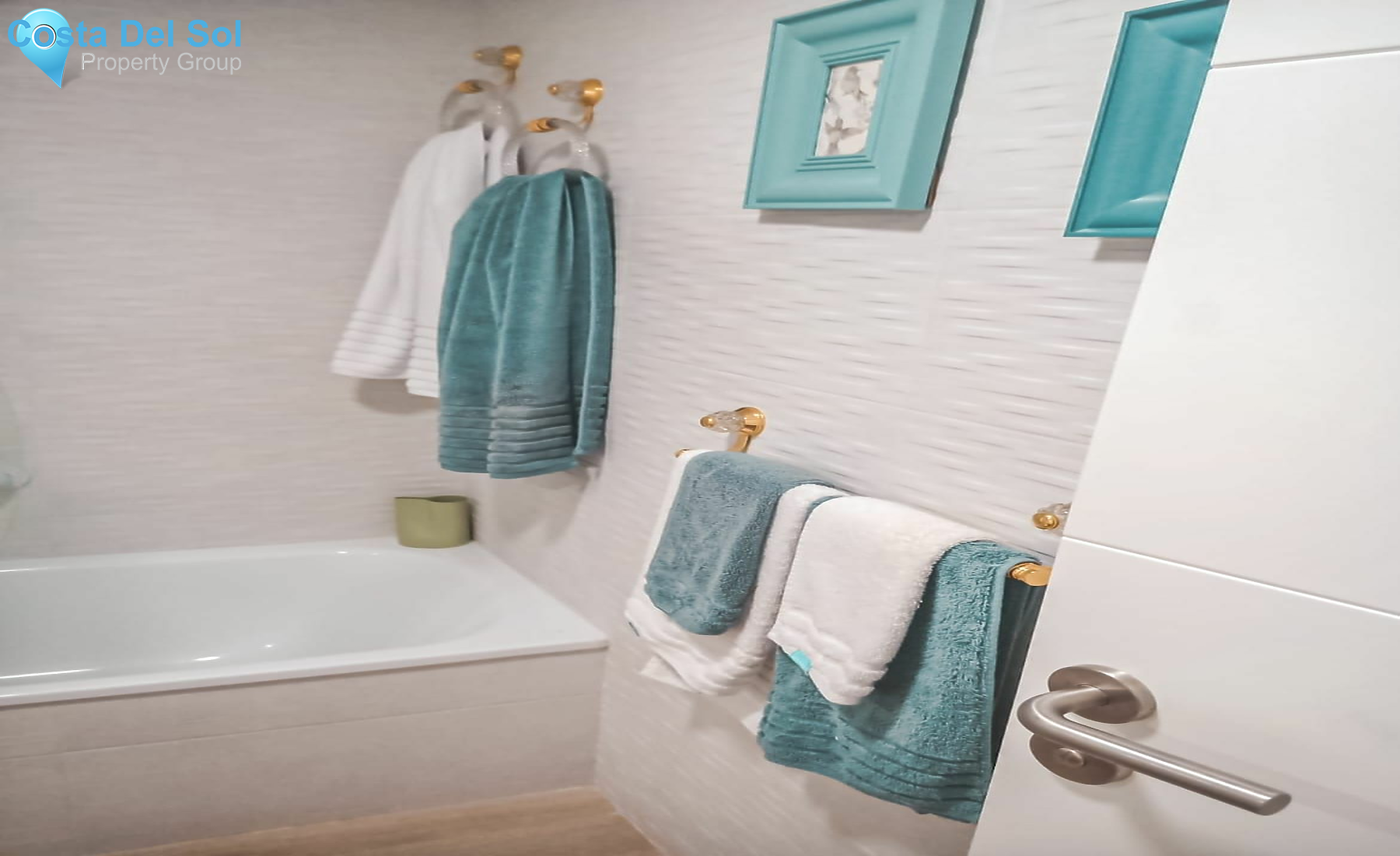 Townhouse in Alhaurín de la Torre-1530751