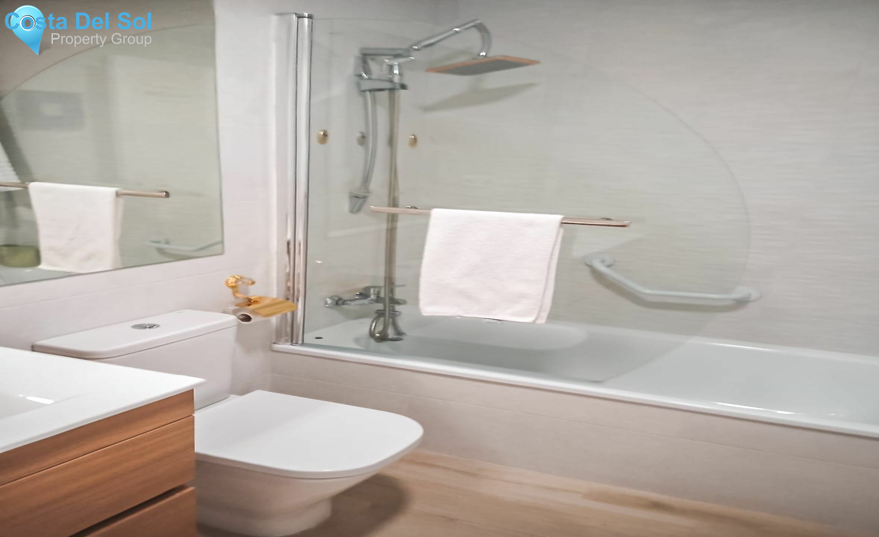 Townhouse in Alhaurín de la Torre-1530752