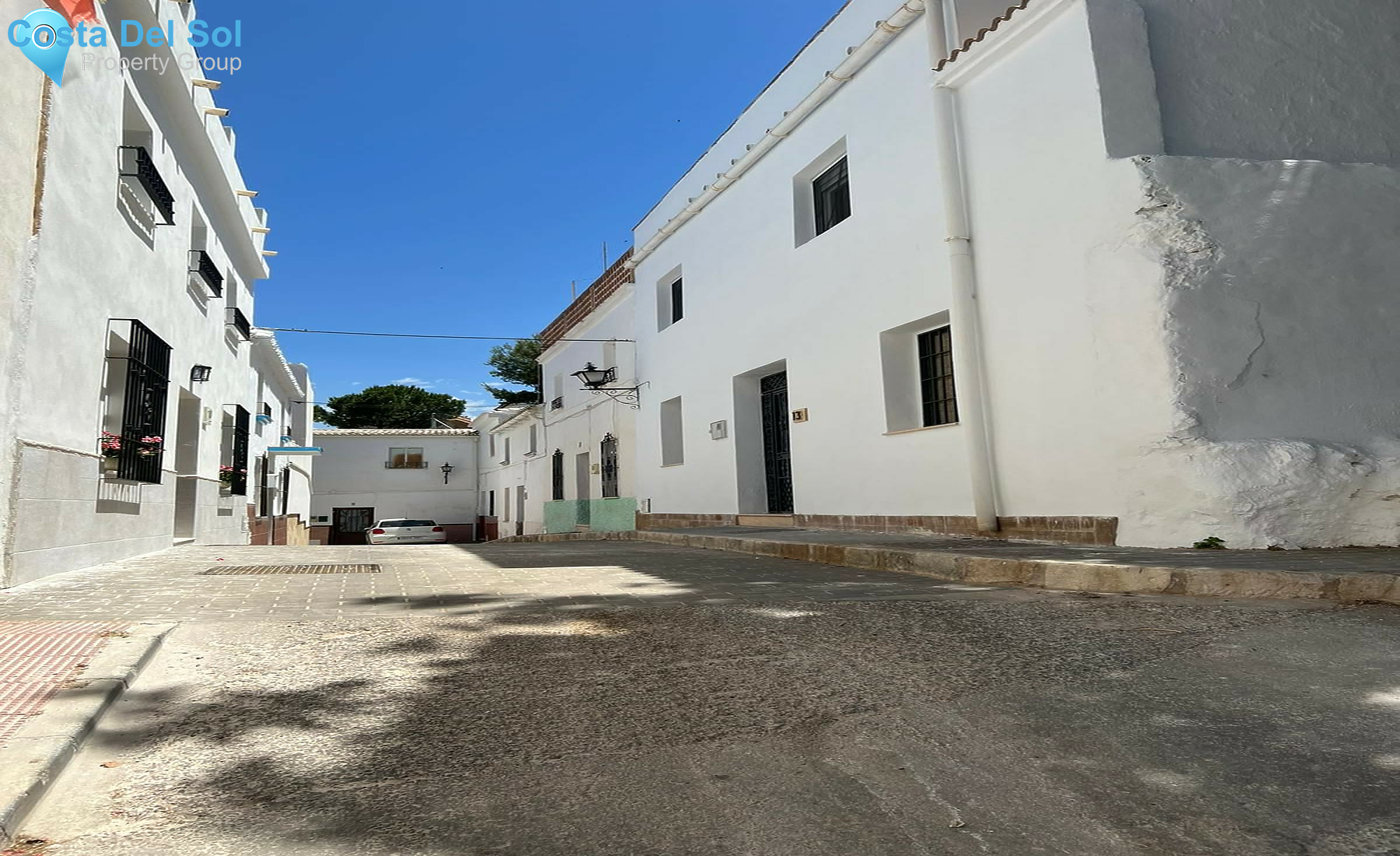 Townhouse in Alhaurín el Grande-1259890