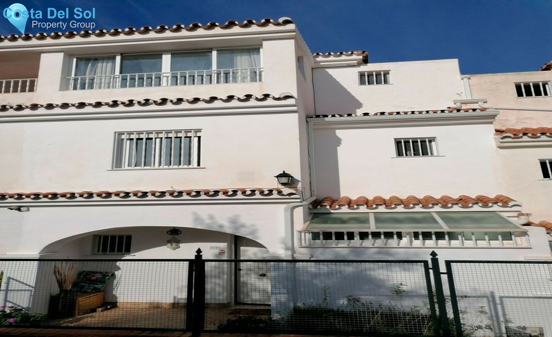 Townhouse in Alhaurín el Grande-1270501