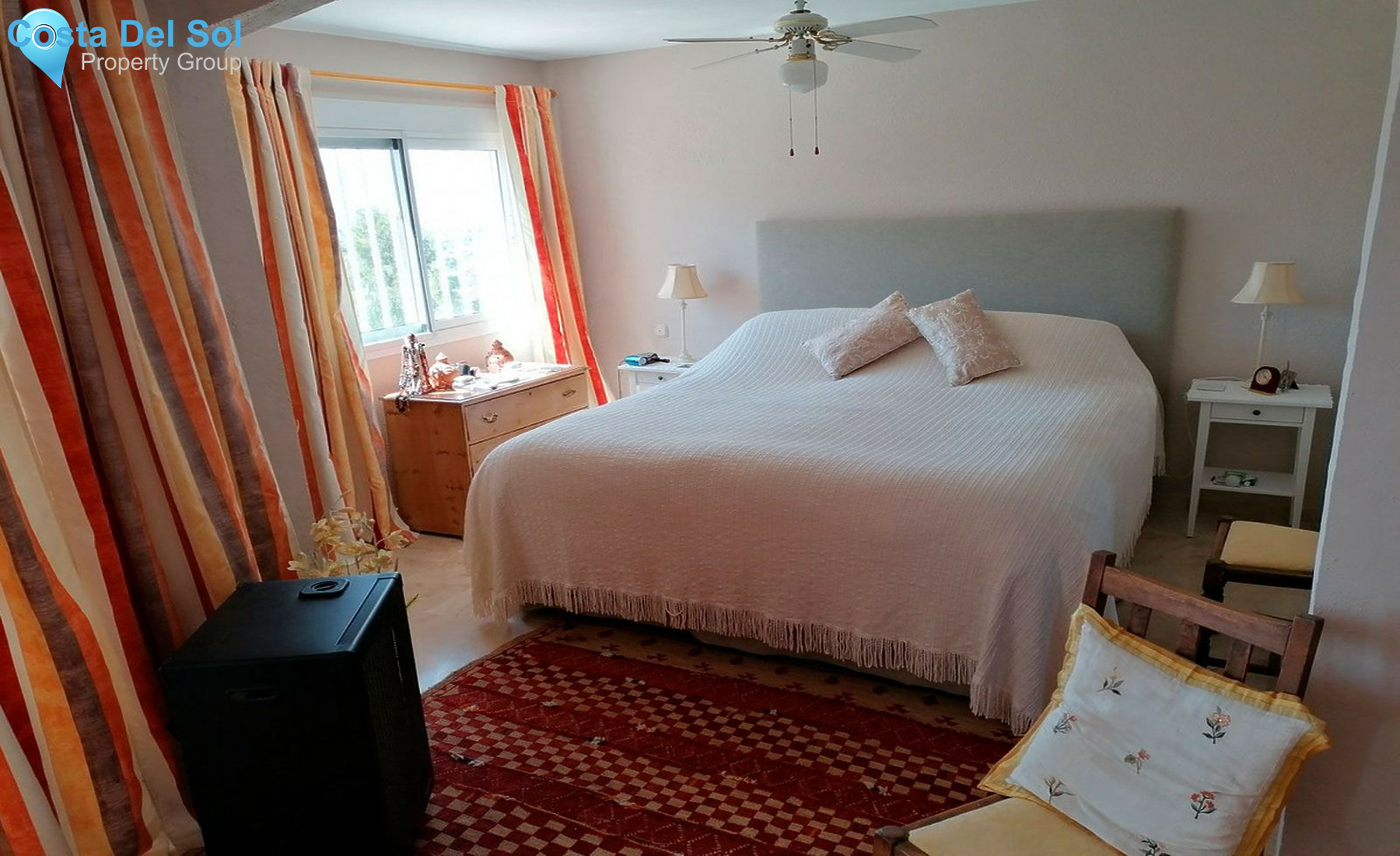 Townhouse in Alhaurín el Grande-1270510