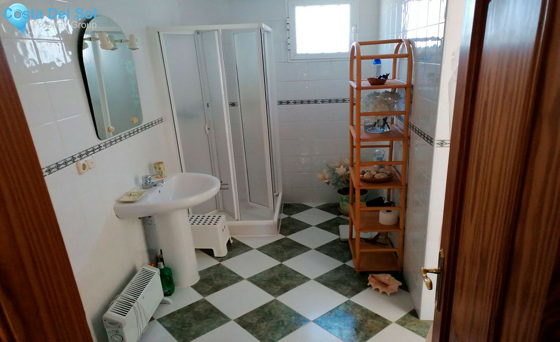 Townhouse in Alhaurín el Grande-1270514