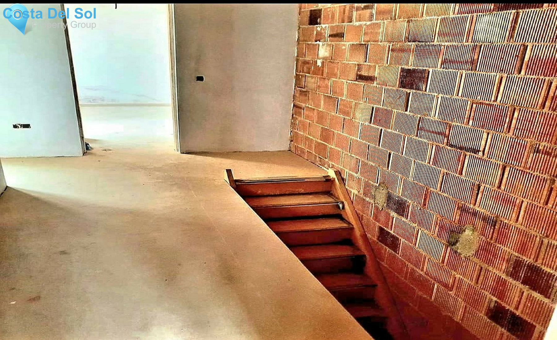 Townhouse in Alhaurín el Grande-1270679