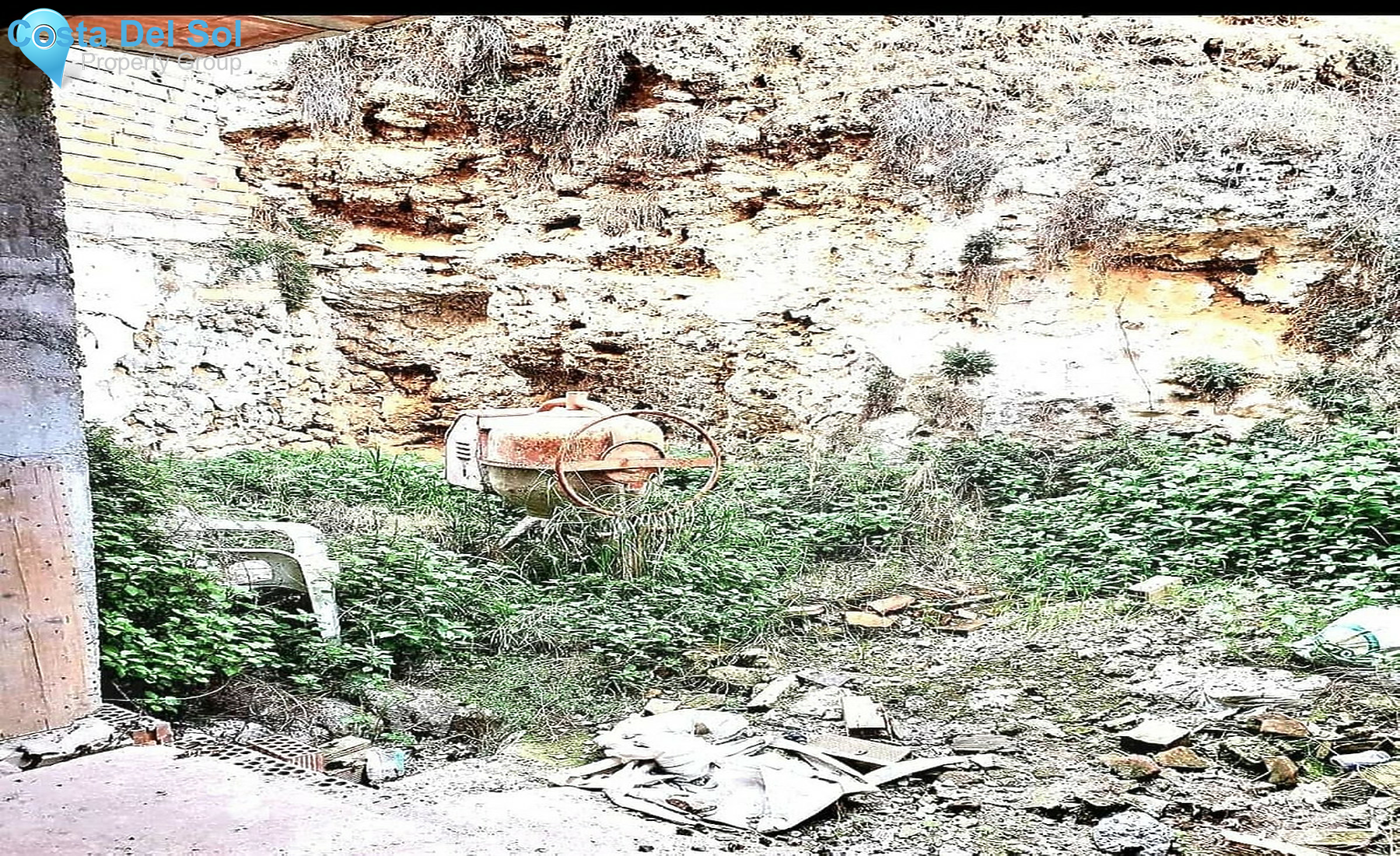 Townhouse in Alhaurín el Grande-1270670