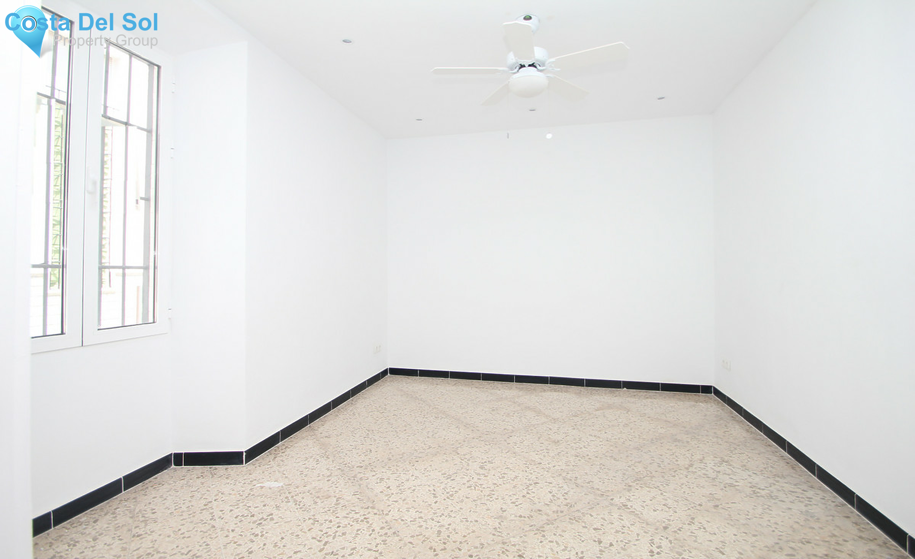 Townhouse in Alhaurín el Grande-1322305