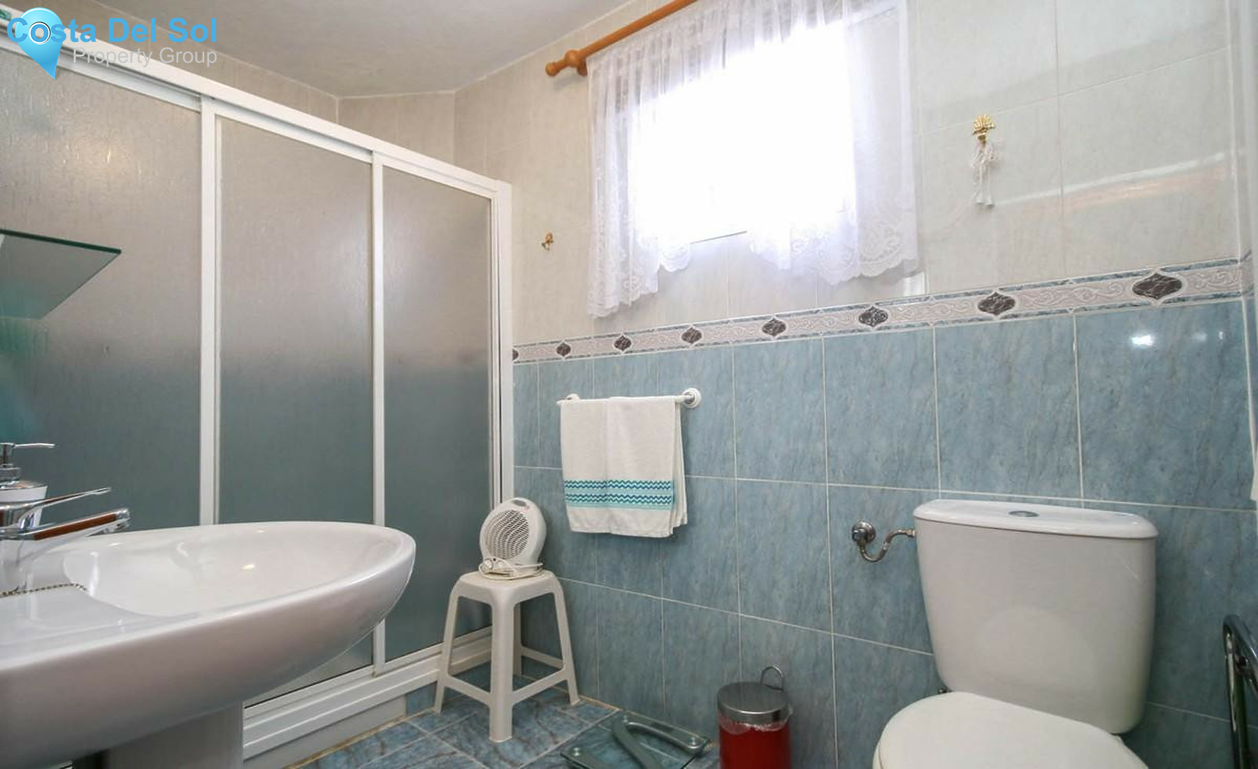 Townhouse in Alhaurín el Grande-1341598