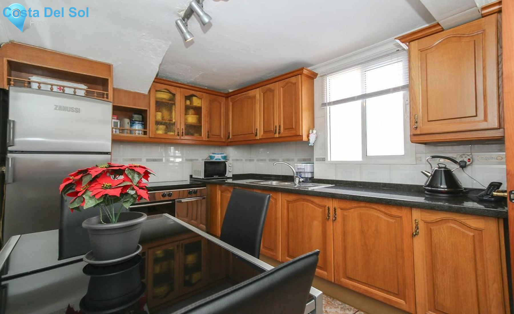 Townhouse in Alhaurín el Grande-1341584