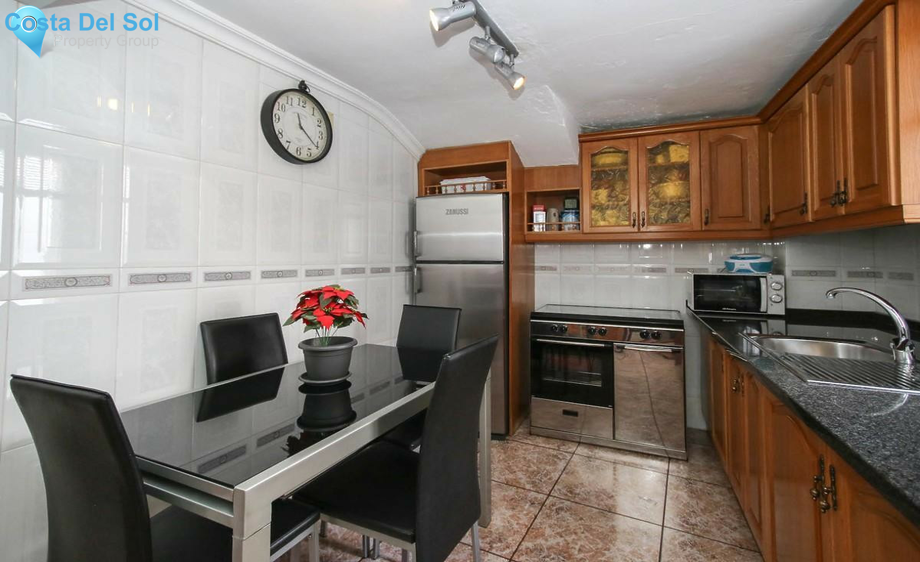 Townhouse in Alhaurín el Grande-1341585