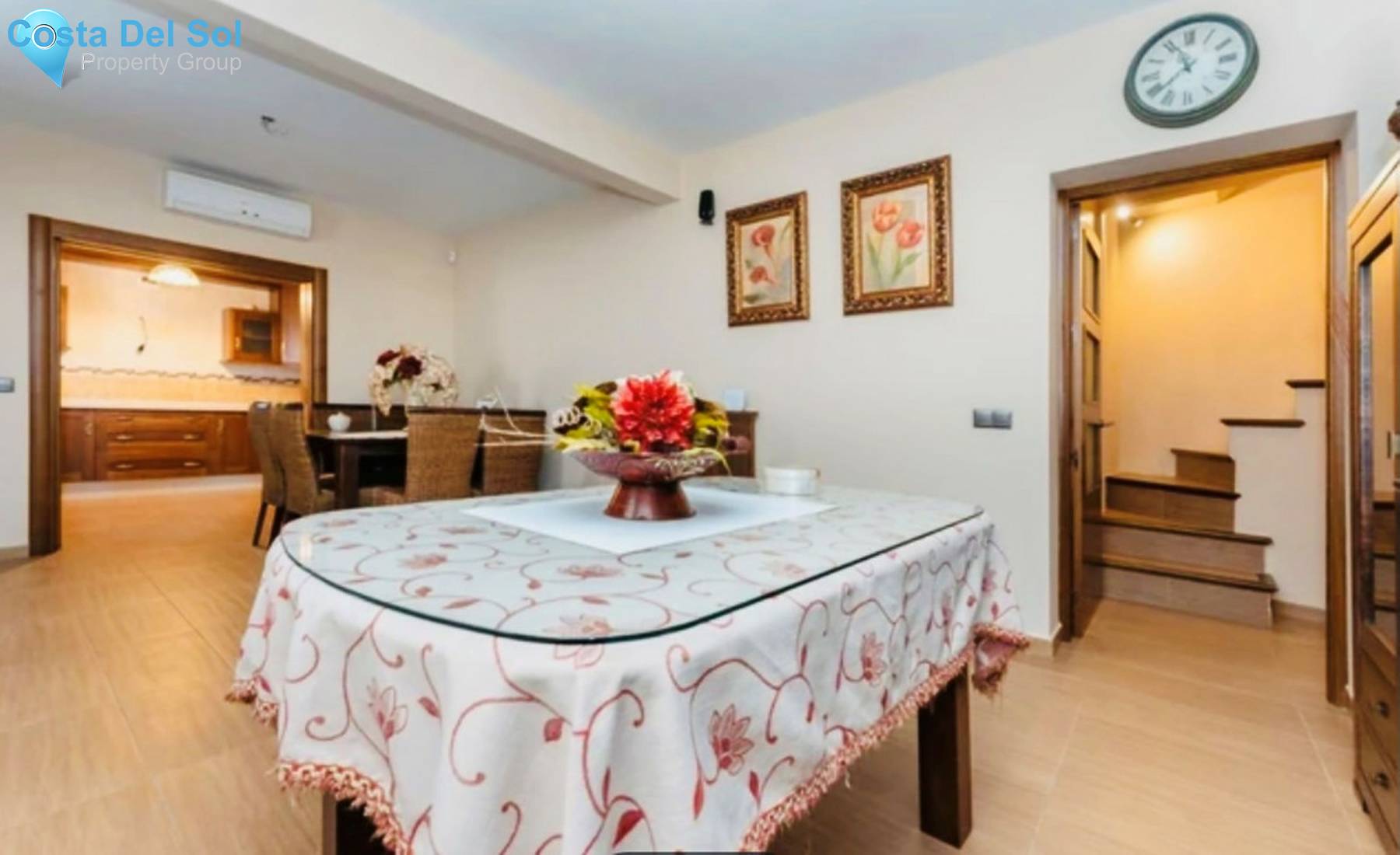 Townhouse in Alhaurín el Grande-1377374