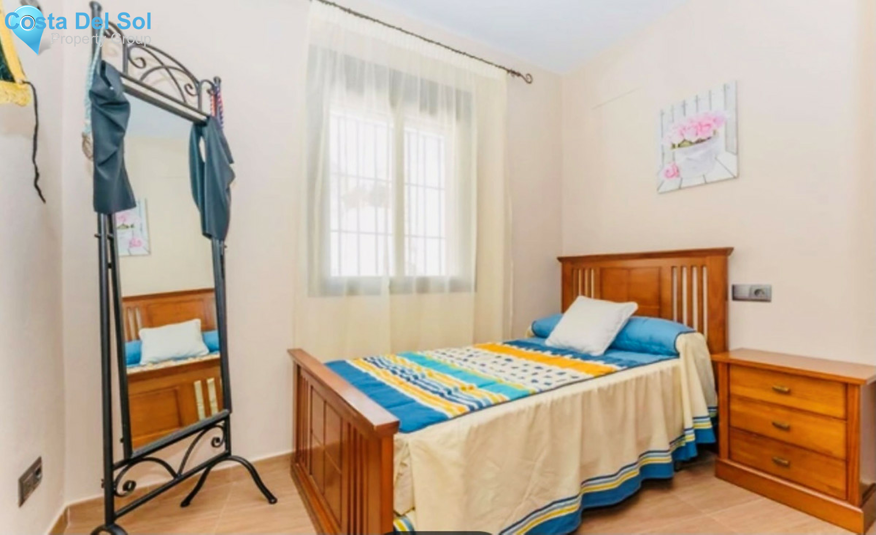 Townhouse in Alhaurín el Grande-1377377