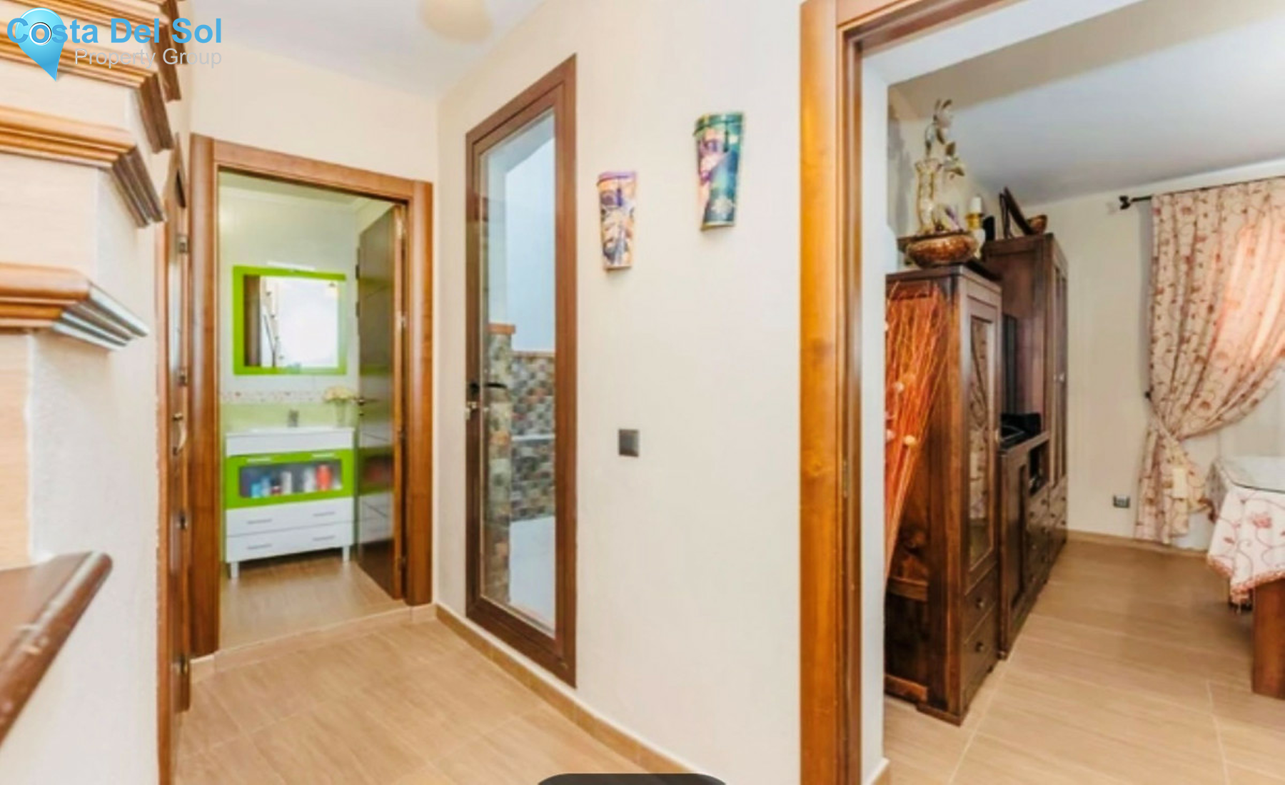 Townhouse in Alhaurín el Grande-1377368