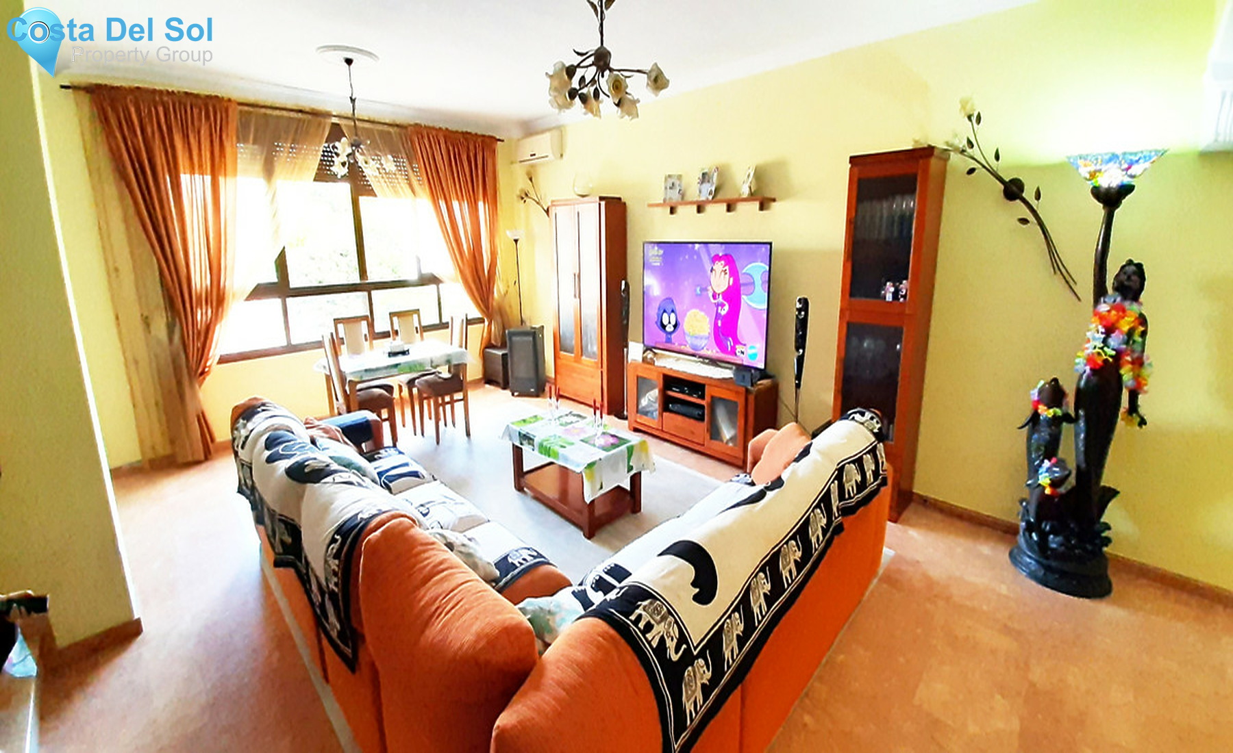 Townhouse in Alhaurín el Grande-1383448