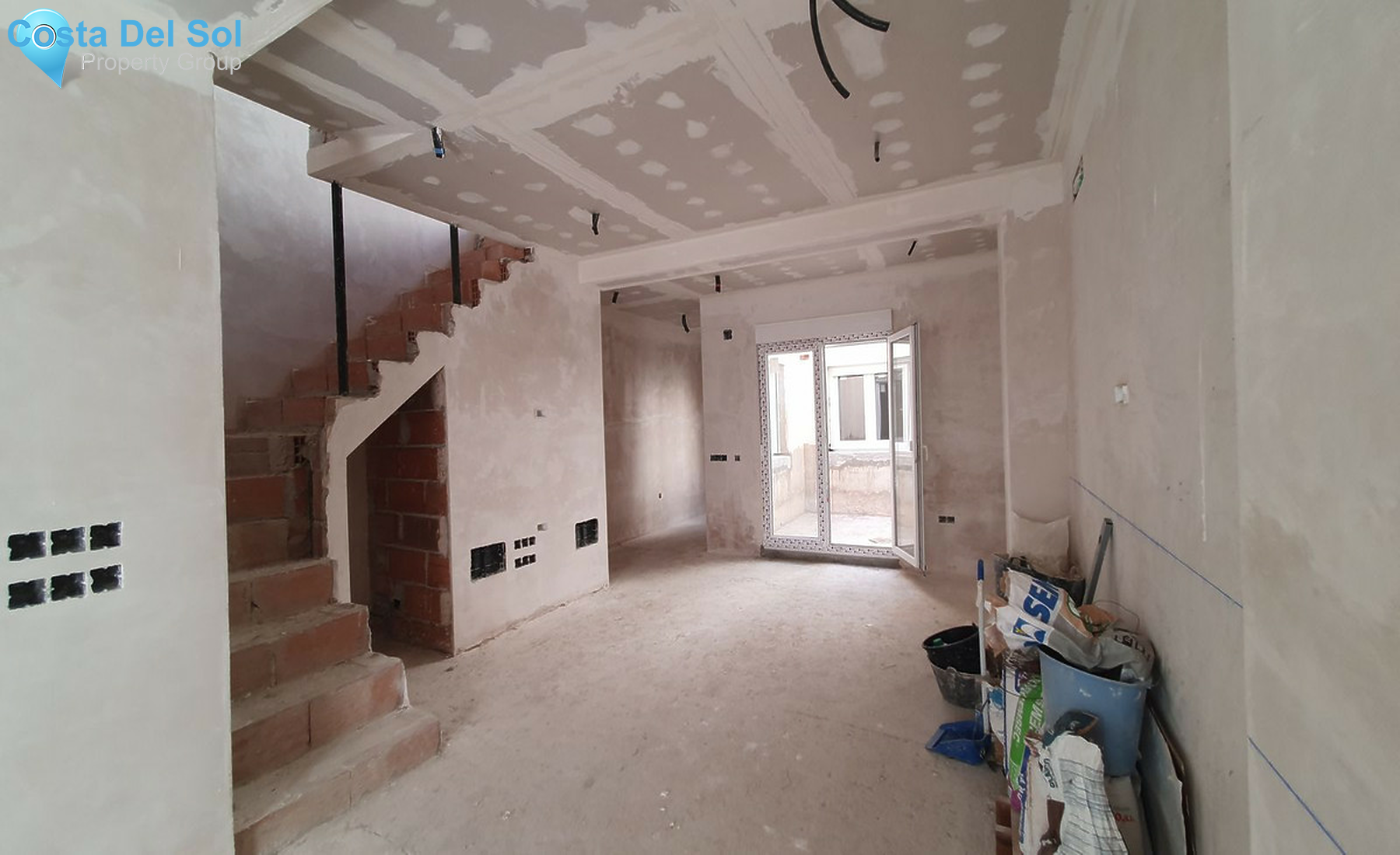 Townhouse in Alhaurín el Grande-1407399