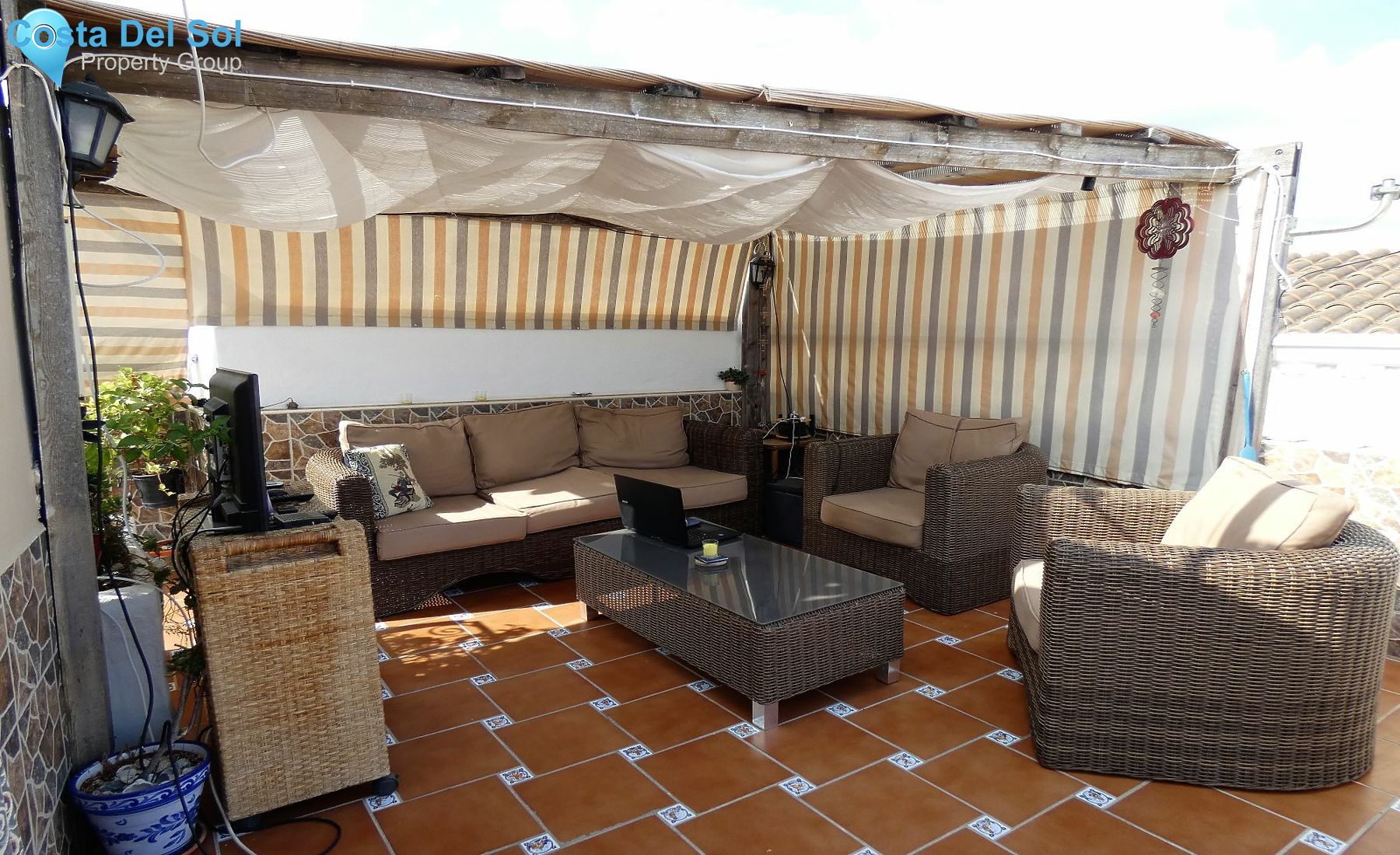 Townhouse in Alhaurín el Grande-1132508