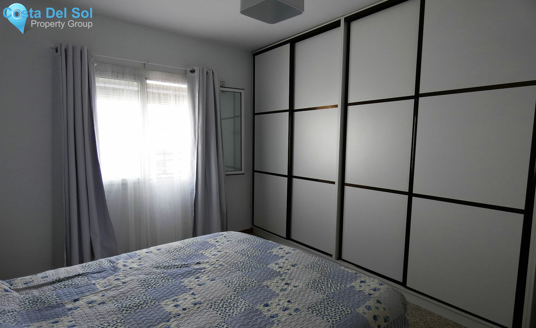 Townhouse in Alhaurín el Grande-1132518