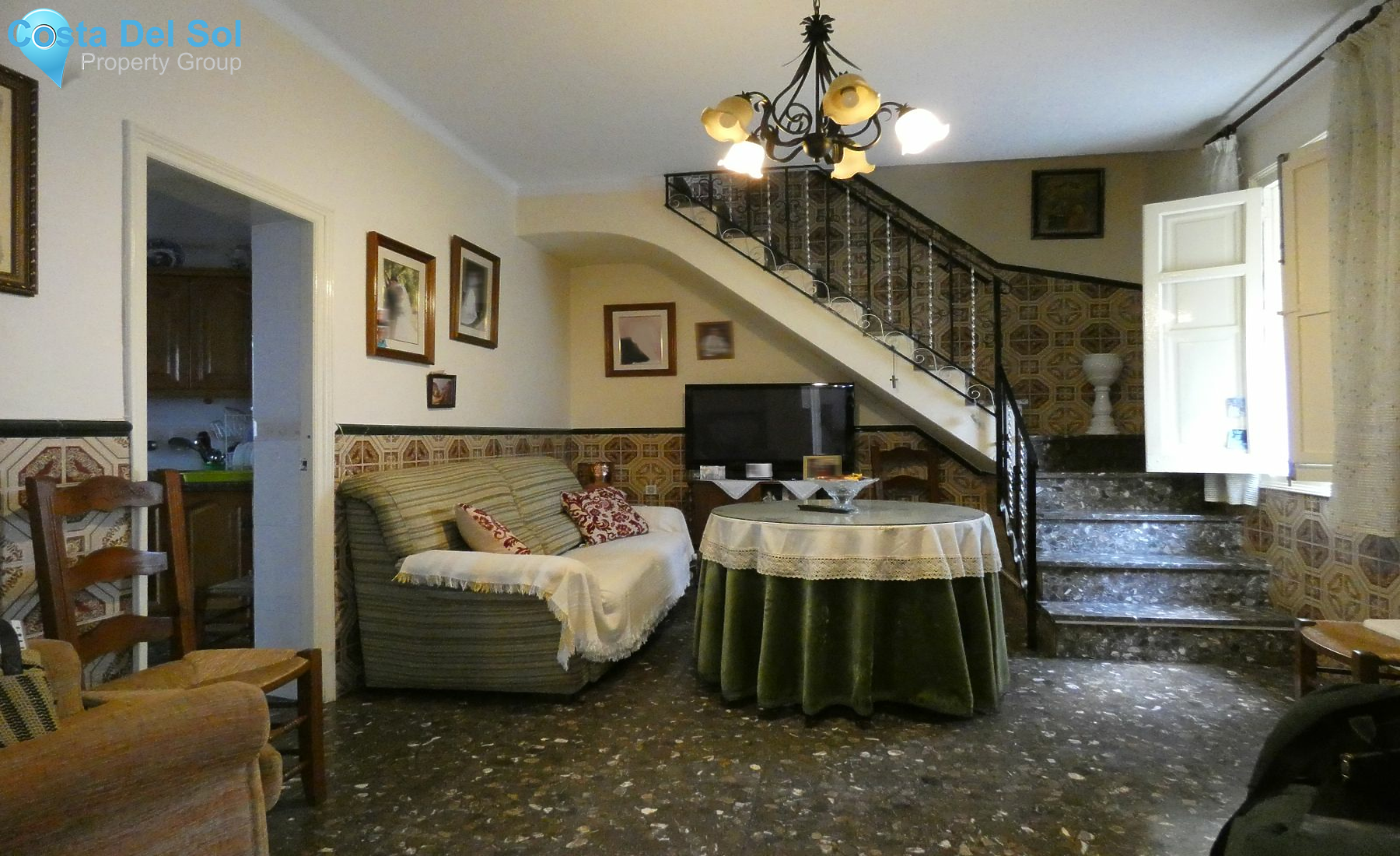 Townhouse in Alhaurín el Grande-1132614