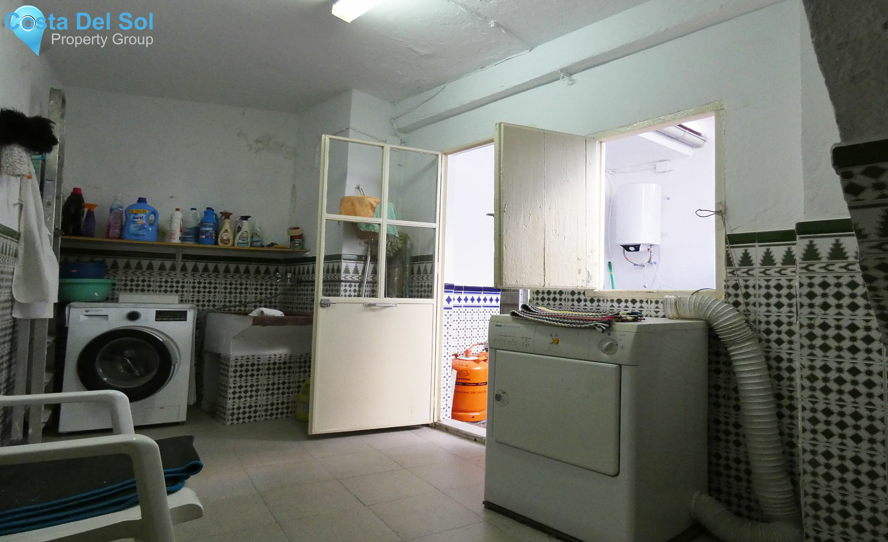 Townhouse in Alhaurín el Grande-1132619