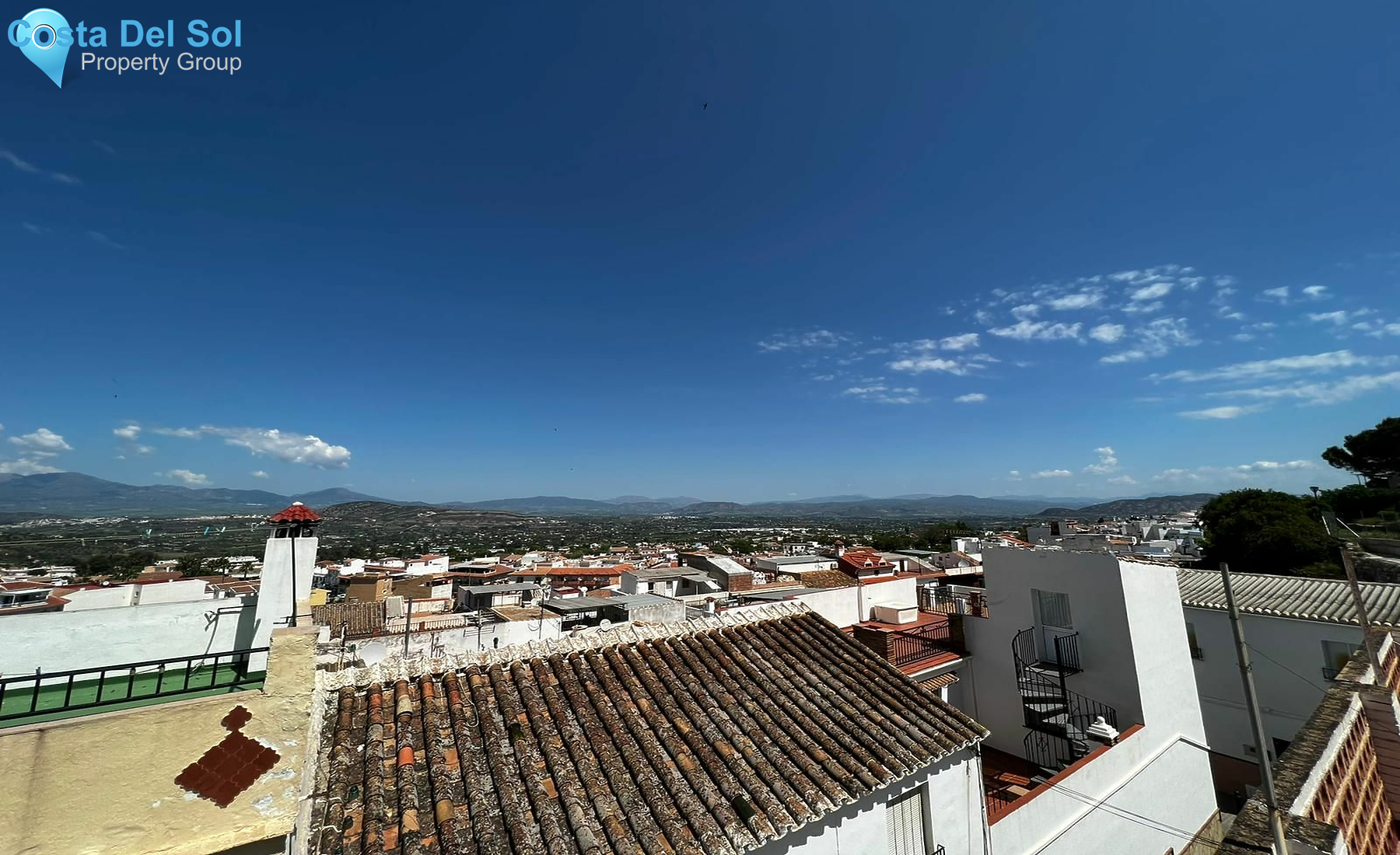 Townhouse in Alhaurín el Grande-1172468