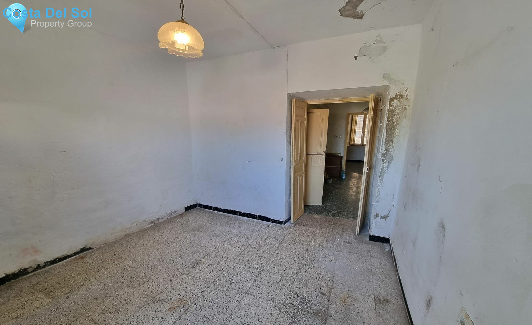 Townhouse in Alhaurín el Grande-1209474