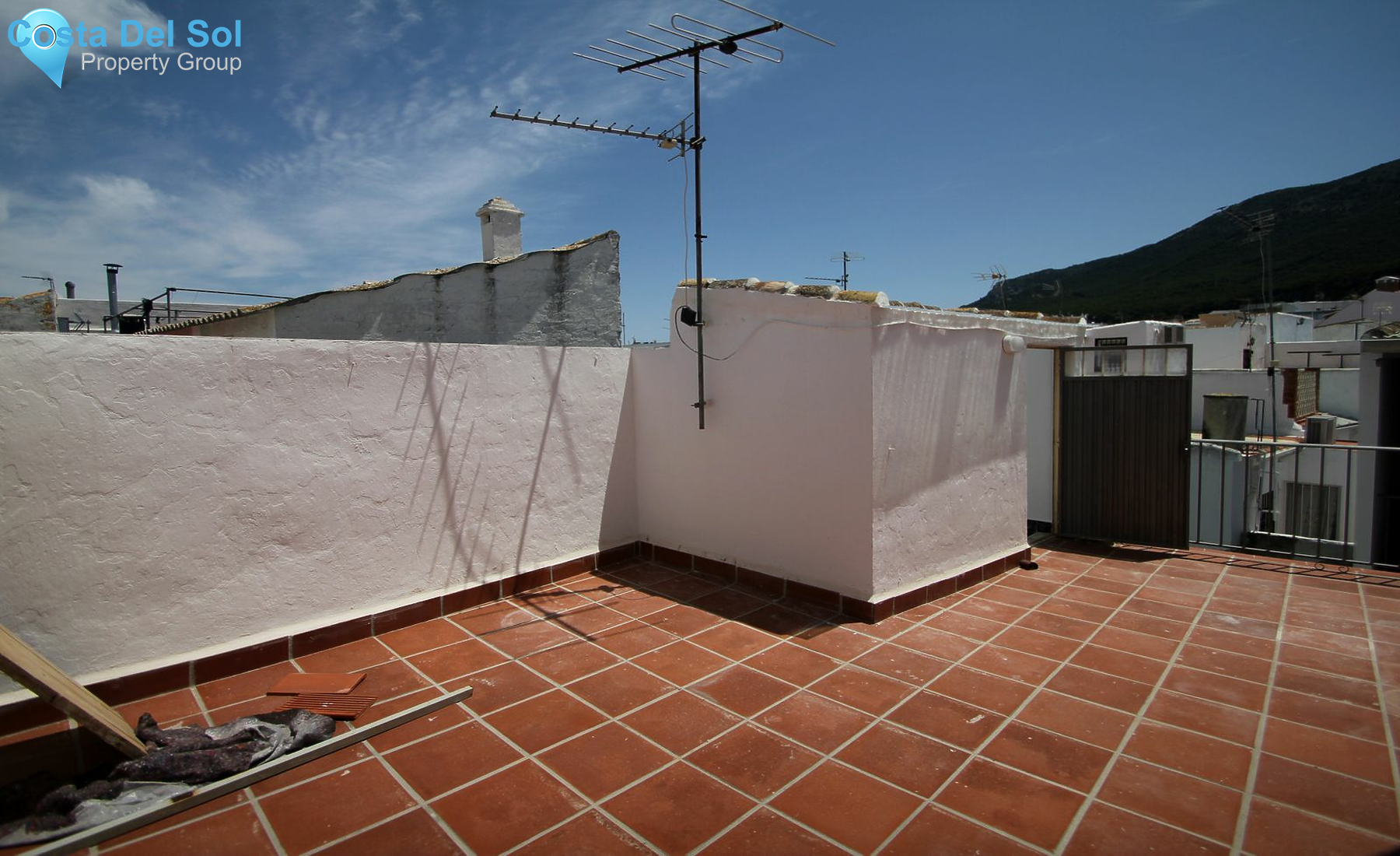 Townhouse in Alhaurín el Grande-1219325