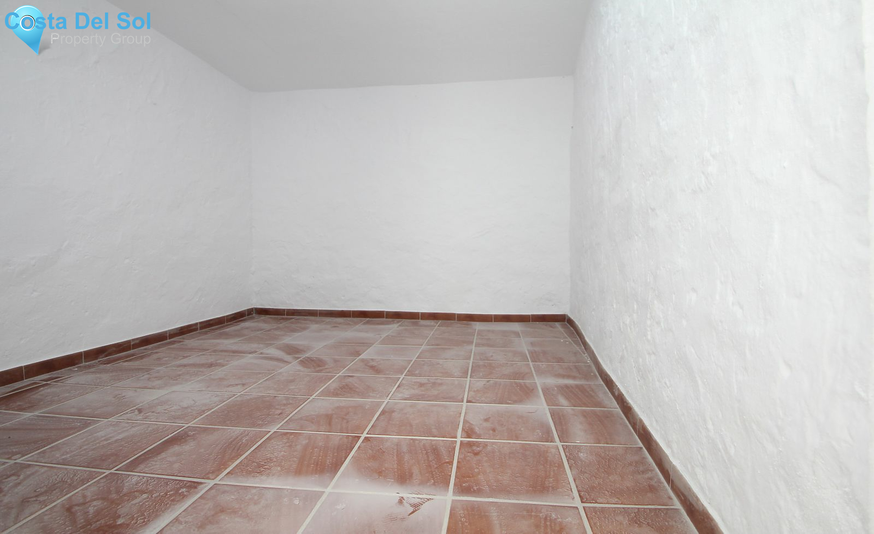 Townhouse in Alhaurín el Grande-1219326