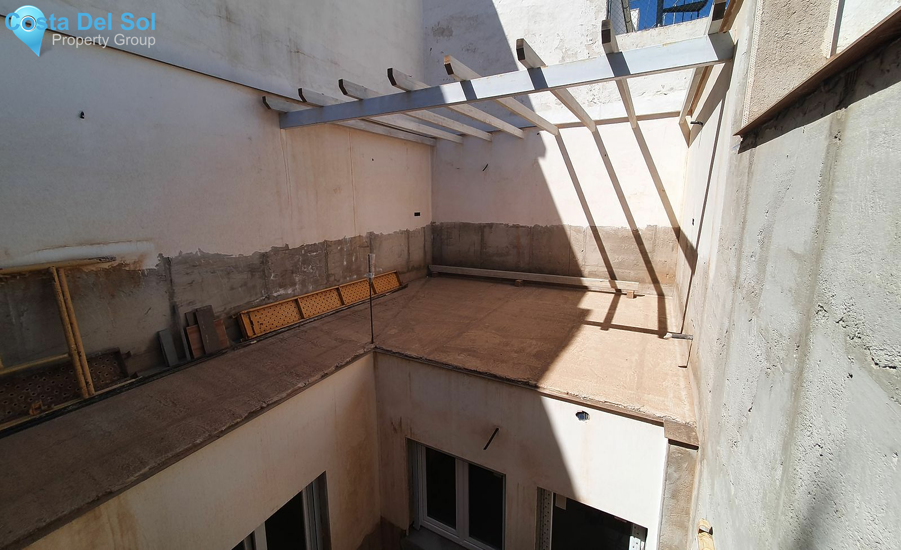 Townhouse in Alhaurín el Grande-1419879