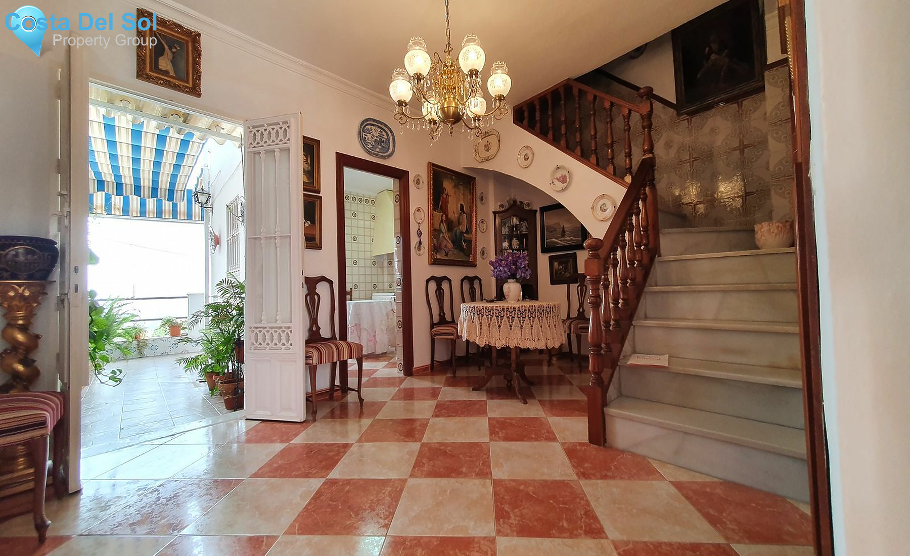 Townhouse in Alhaurín el Grande-1419963